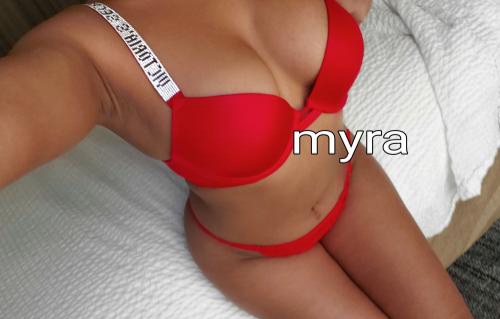 (917) 515-5547 - Sizzling Hot College ba... in New York, New York